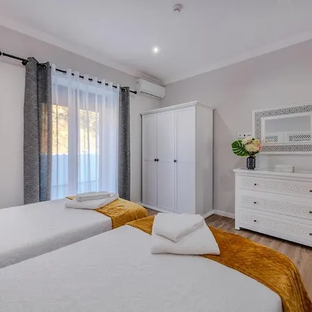 Quinta Ribeira Do Arade *